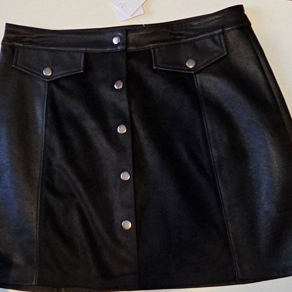 Faux Leather and Suede Front Button Skirt - Picture 4 of 6